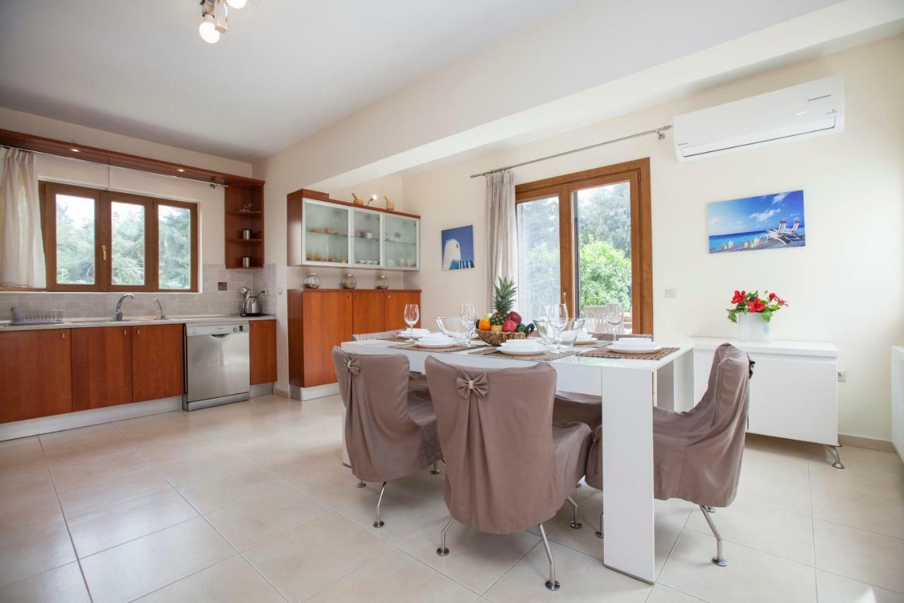 Sunny Rhodes Villa Коскіну Екстер'єр фото